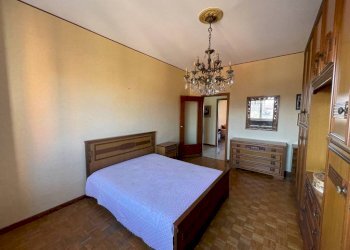 Camera da letto - Three-room apartment via San Vincenzo, 7, Moncalieri - photo 13