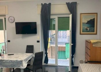 Camera da letto - Appartamento via Bartolomeo Carrea, Genova (zona Sampierdarena) - foto 5