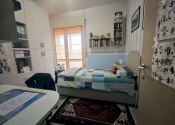 Camera da letto - Quadrilocale strada Asti-Alba, 17, Isola d'Asti - foto 18