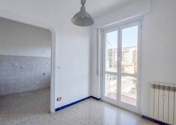 Sala da pranzo - Quadrilocale via Giovanni Torti, Genova (zona Marassi) - foto 7