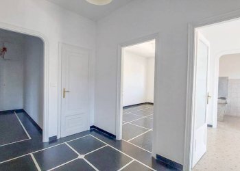 Interno appartamento - Quadrilocale via Giovanni Torti, Genova (zona Marassi) - foto 13