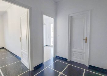 Interno appartamento - Quadrilocale via Giovanni Torti, Genova (zona Marassi) - foto 15