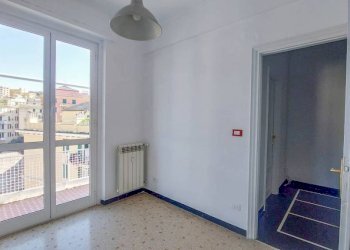 Stanza non arredata - Quadrilocale via Giovanni Torti, Genova (zona Marassi) - foto 26