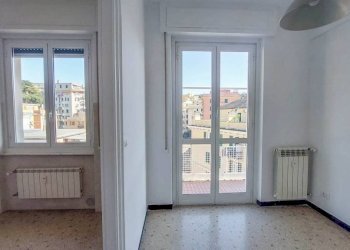 Stanza non arredata - Quadrilocale via Giovanni Torti, Genova (zona Marassi) - foto 27