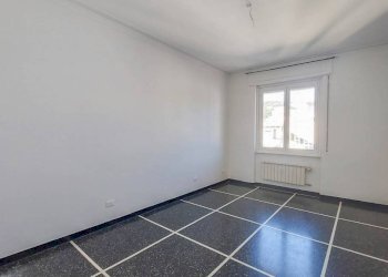 Stanza non arredata - Quadrilocale via Giovanni Torti, Genova (zona Marassi) - foto 38