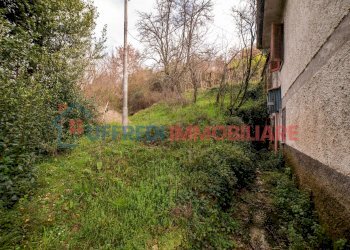 Casa indipendente Via Pietromaggio, Giuliano di Roma - foto 4