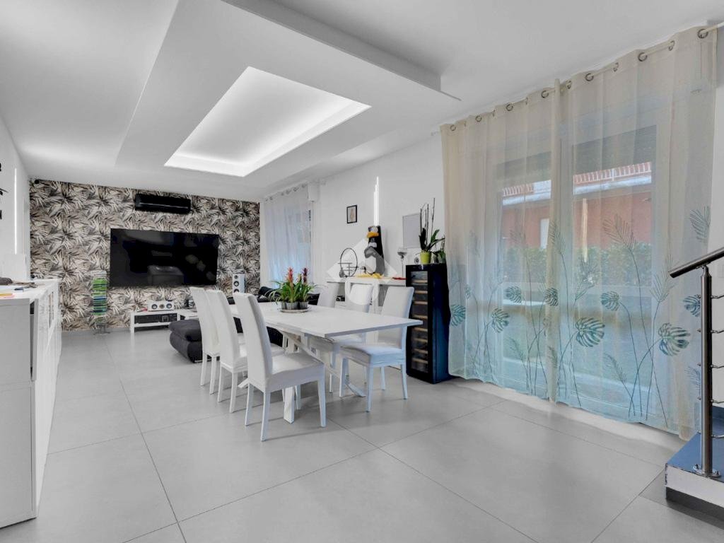 Villa a Schiera Via Massimo D'Azeglio, Trezzano sul Naviglio - foto 2