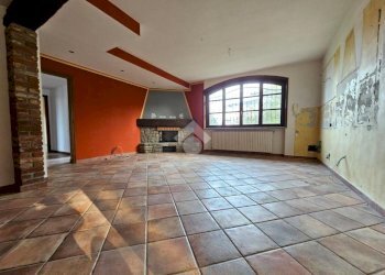 Villa Str. dei Botti, Acqui Terme - photo 2
