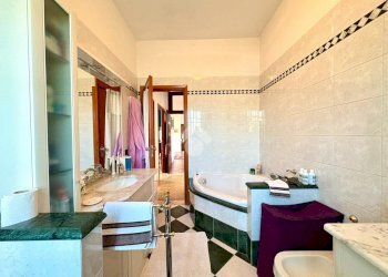 Villa Via giolitti, La Loggia - foto 18