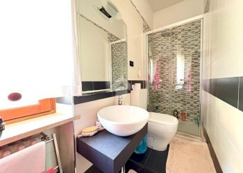 Villa Via giolitti, La Loggia - foto 21