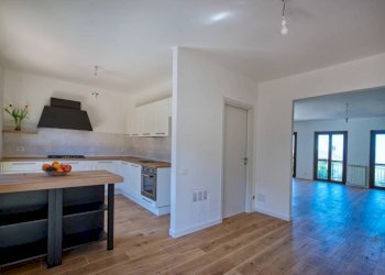 Villa a Schiera viale Madonna del Colle, Stroncone - foto 3