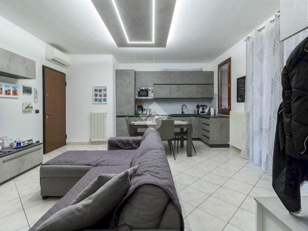 Appartamento via Alessandro Scarlatti, Carpi - foto 2