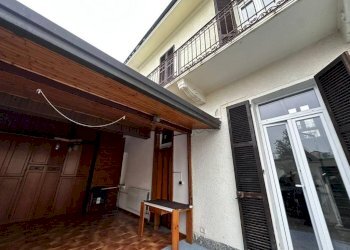 Facciata - Villa via Adriatico, 13, Samarate - photo 8
