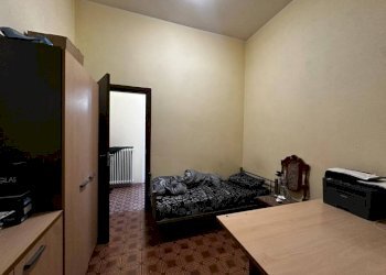 Stanza arredata - Villa via Adriatico, 13, Samarate - photo 19