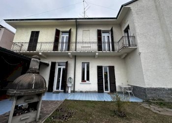 Facciata - Villa via Adriatico, 13, Samarate - photo 6