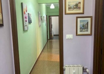 Interno appartamento - Appartamento via Bartolomeo Carrea, Genova (zona Sampierdarena) - foto 6