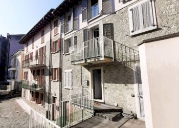 Facciata - Casa indipendente via Tremogge, 3, Sondrio - foto 2