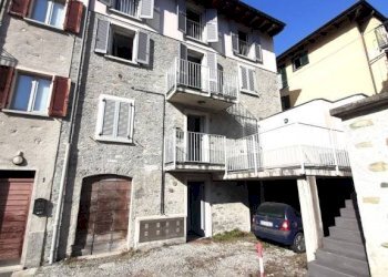 Facciata - Casa indipendente via Tremogge, 3, Sondrio - foto 3