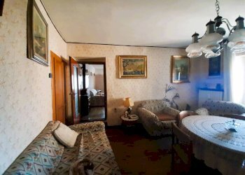 Salone - Rustic via Ponchiera, Sondrio - photo 6