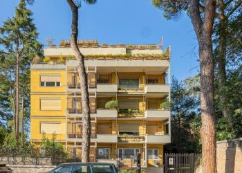 Facciata - Appartamento via Ronciglione, Roma - foto 23