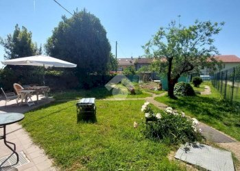 Casa semi indipendente Via Ritirata, San Francesco al Campo - foto 3