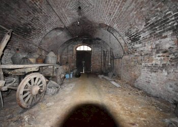 Box auto - Rustico piazza Anita Garibaldi, Vigliano d'Asti - foto 7