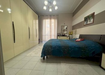 Camera da letto - Trilocale via Ozegna, 17, Torino - foto 8