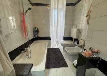 Bagno - Trilocale via Ozegna, 17, Torino - foto 13