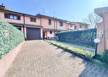 Villa a Schiera Via Padre G. Puglisi, Vernate - foto 2