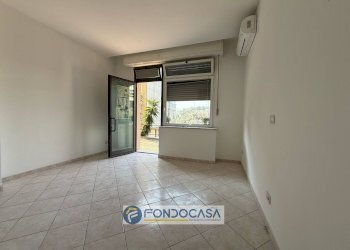 Bilocale via Palmiro Premoli, Savona (zona Legino) - foto 9