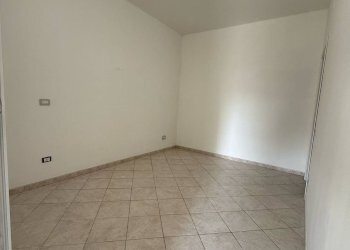 Bilocale via Palmiro Premoli, Savona (zona Legino) - foto 10