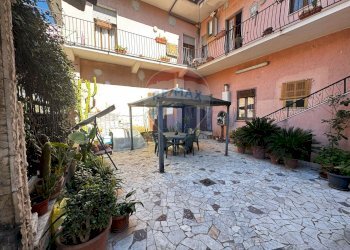 Casa indipendente via Raffaele De Cesare, Caivano - foto 4