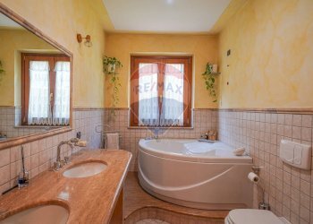 Villa Bifamiliare Albino - foto 17