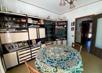 Quadrilocale Via Monte Rosa 4, Pont-Saint-Martin - foto 2