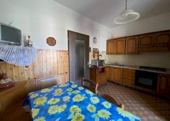 Quadrilocale Via Monte Rosa 4, Pont-Saint-Martin - foto 8