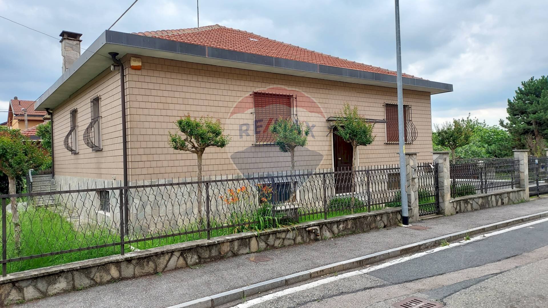 Casa indipendente Via Silvio Pellico, 37
Grugliasco, Grugliasco - foto 2