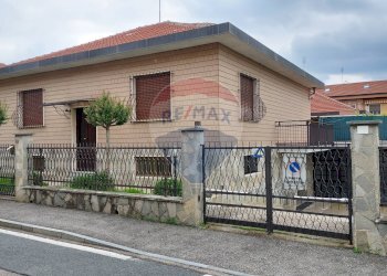 Casa indipendente Via Silvio Pellico, 37 
 Grugliasco, Grugliasco - foto 1
