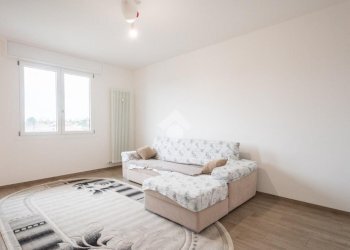 Quadrilocale Via Manzoni, Carpi - foto 1