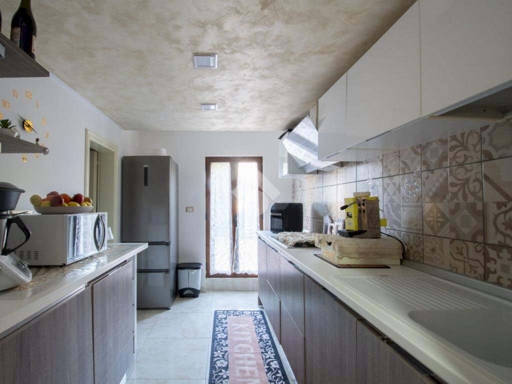 Villa a Schiera Via Chiesa Sud, Novi di Modena - foto 3