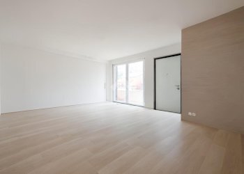 Portion of a house Str. del monte, Langhirano - photo 8