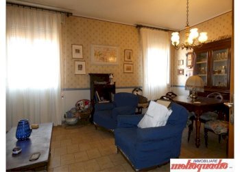 Quadrilocale via del Borgo di San Pietro, Bologna (zona Irnerio) - foto 2