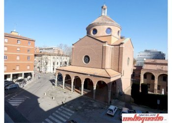 Quadrilocale via del Borgo di San Pietro, Bologna (zona Irnerio) - foto 4