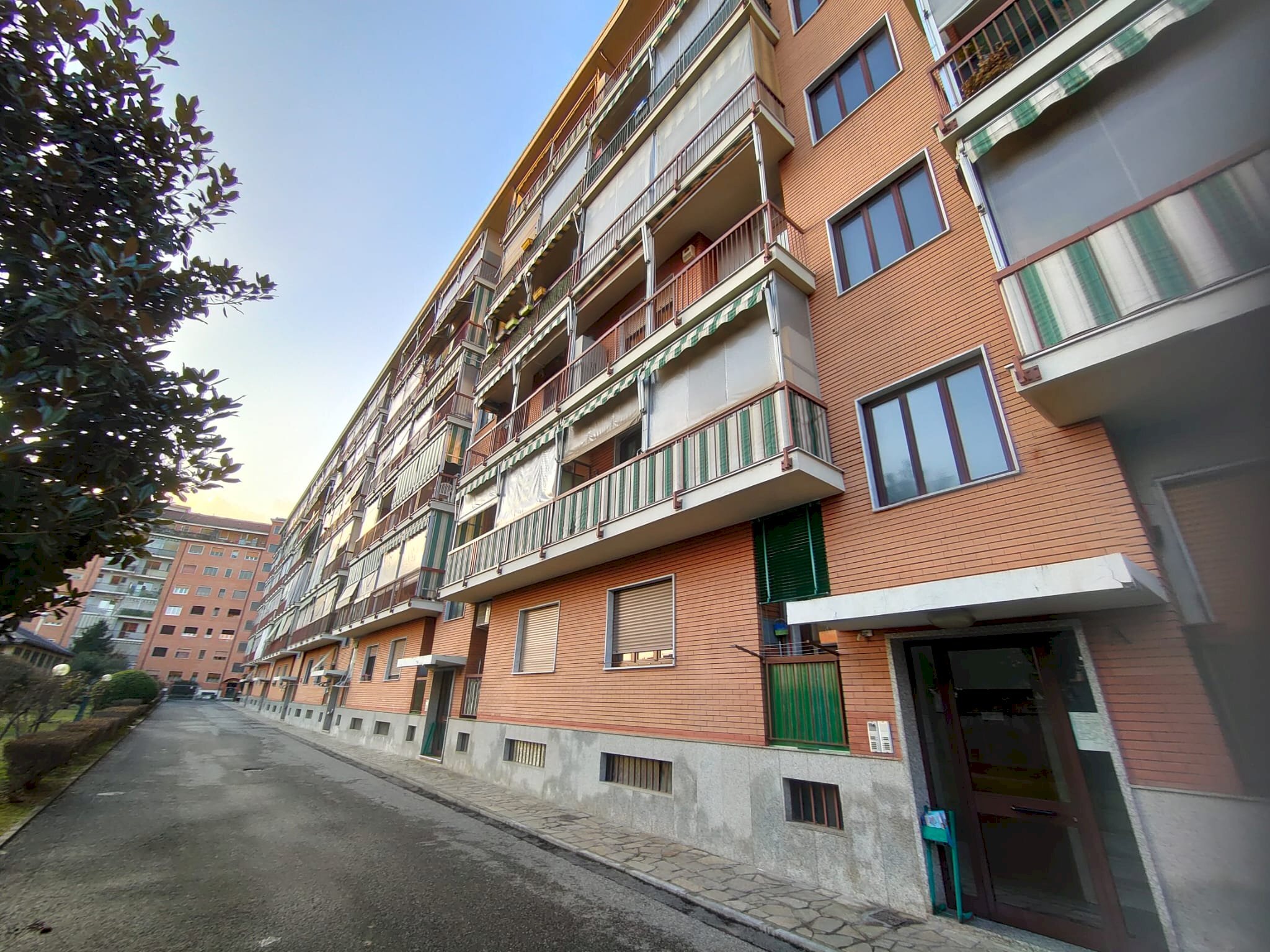 Bilocale 175, Strada Lanzo, Torino - foto 2