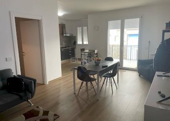 Four-room apartment VIA TASSO, Floridia - photo 1