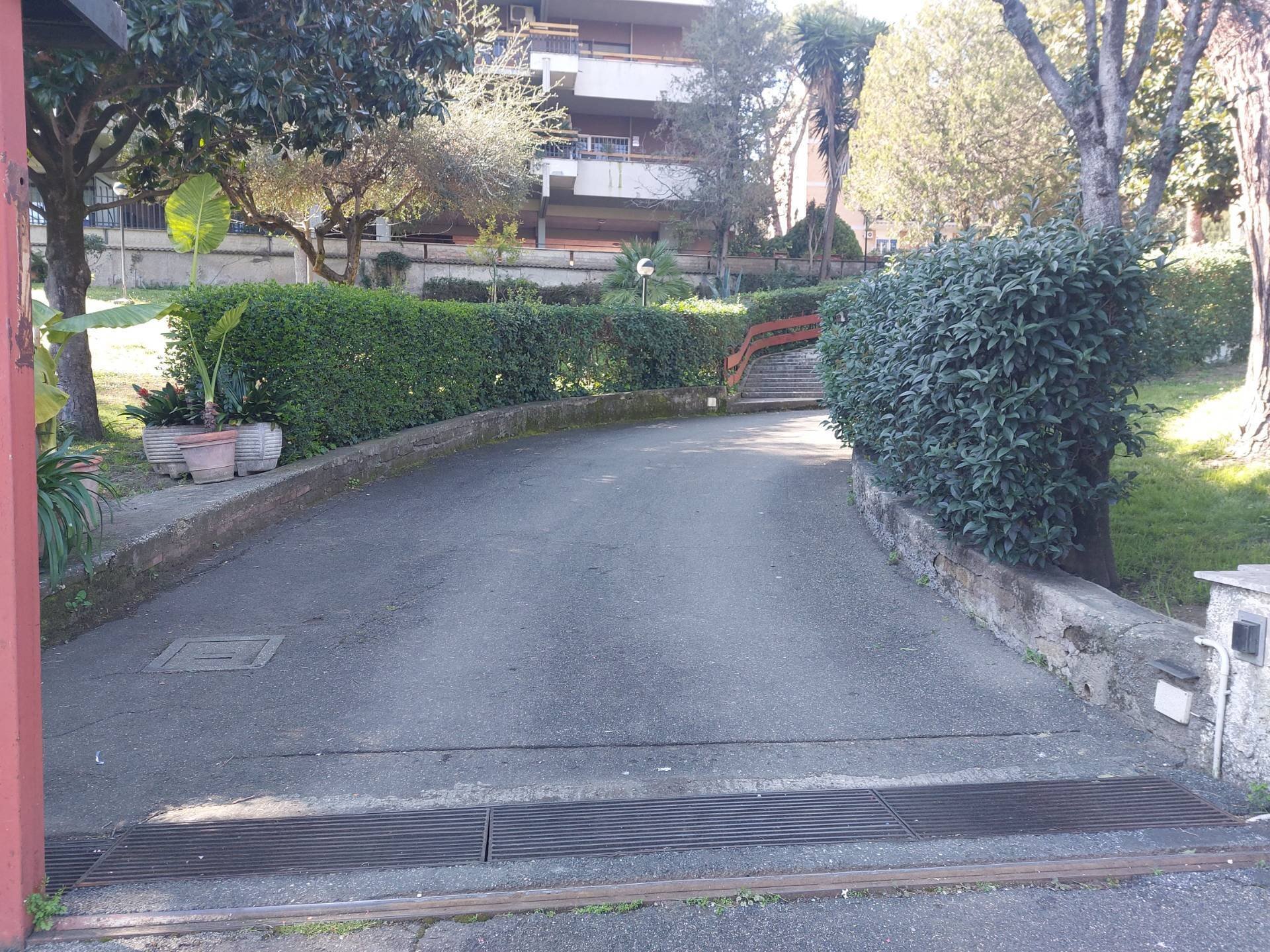 Box Viale Isacco Newton, Roma (neighborhood Colli Portuensi) - photo 2