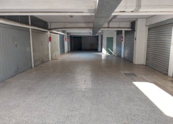 Box Viale Isacco Newton, Roma (zona Colli Portuensi) - foto 3