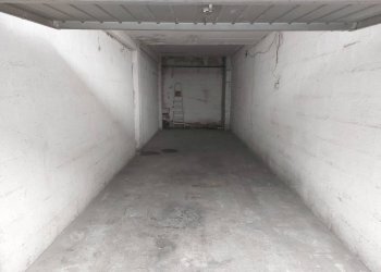 Box Viale Isacco Newton, Roma (zona Colli Portuensi) - foto 5