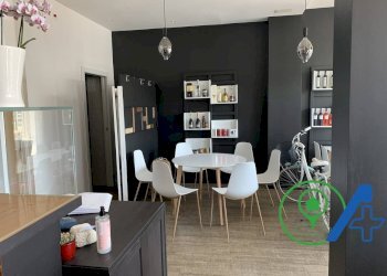 Locale Commerciale piazza da vinci, Salò - foto 3