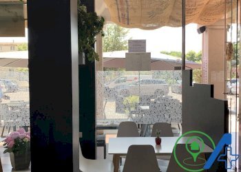 Locale Commerciale piazza da vinci, Salò - foto 4