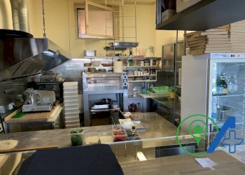 Locale Commerciale piazza da vinci, Salò - foto 7